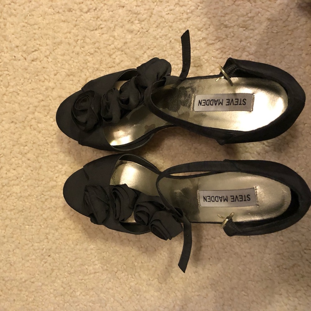 Steve Madden Wedges - Picture 2 of 3